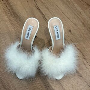 Steve Madden Fur White Heel Sandal